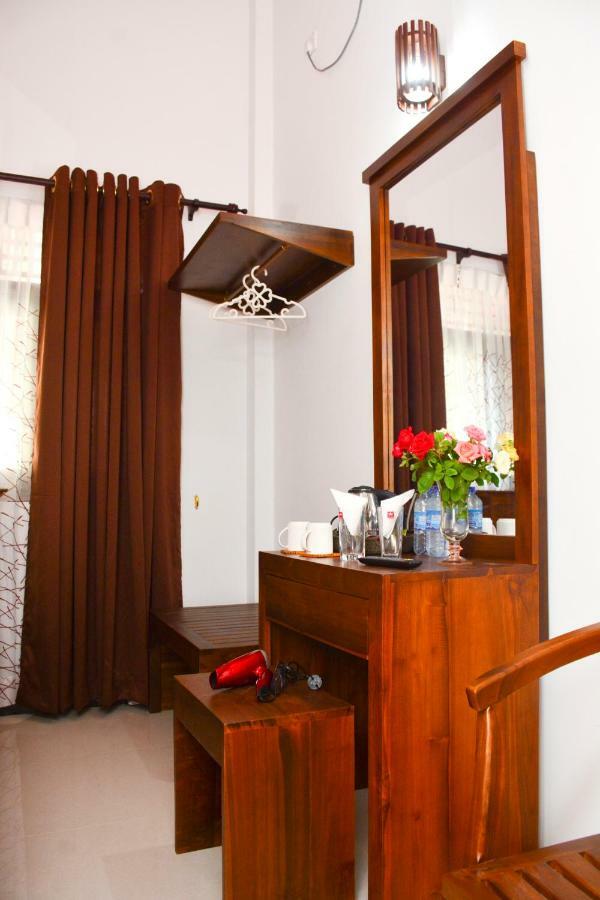 Brisa Marina Hotel Negombo Exterior photo